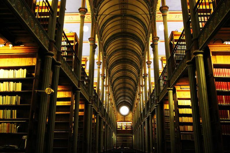 Top 10 Beautiful Historic Universities In The UK