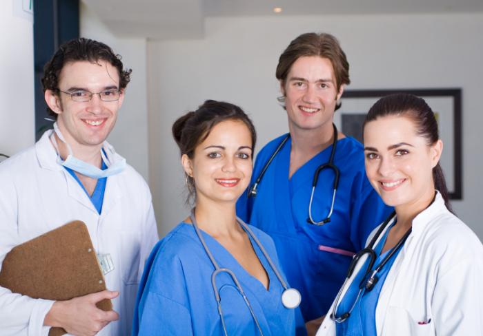 calon mahasiswa kedokteran di australia menggunakan seragam