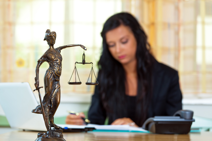 prospek kerja lulusan hukum tidak hanya menjadi lawyer