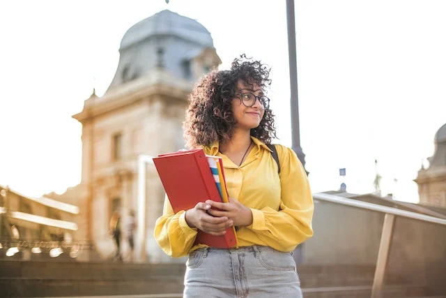 Student getting ready for class.